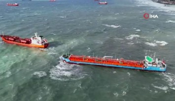 İstanbul’da iki tanker acil durum çağrısında bulundu
