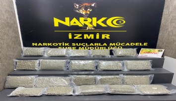 İzmir’de araçtan 21 kilo uyuşturucu çıktı