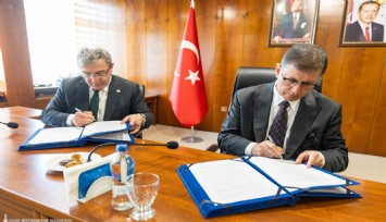 İzmir’i depreme hazırlayacak yeni Master Plan için imzalar atıldı