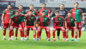Karşıyaka, 3. Lig’de kaybetmeyen iki takımdan birisi