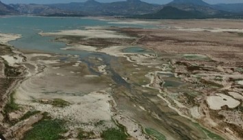 Tahtalı Barajı can çekişiyor: Su seviyesi 0.17'ye düştü