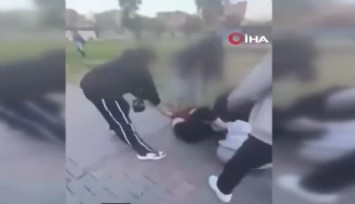 Adana'da genç kızların yumruk yumruğa kavgası kameraya yansıdı