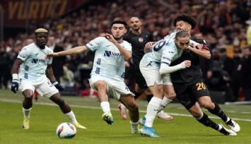 Adana Demirspor, Galatasaray maçında sahadan çekildi