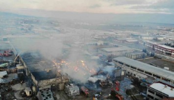 Afyonkarahisar'daki fabrika yangını 13 saatin sonunda kontrol altına alındı