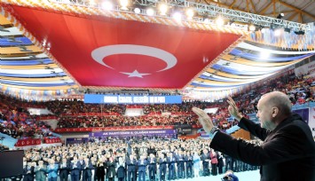 AK Parti İzmir İl Başkanı Saygılı güven tazeledi: İşte yönetim kurulu listesi