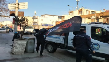Güzelbahçe Belediyesi zabıta ekipleri kaldırım işgaline geçit vermiyor