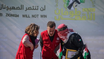 Hamas, İsrail’in ihlalleri nedeniyle 15 Şubat’taki esir takasını erteledi