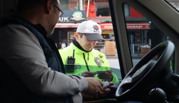 İzmir'de okul servislerine sıkı denetim: 38'i trafikten men edildi