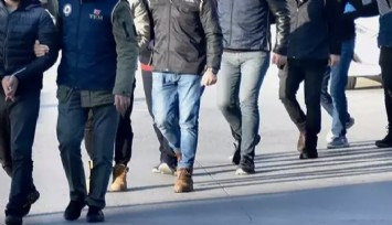 İzmir merkezli 5 ilde FETÖ operasyonu: 7 gözaltı