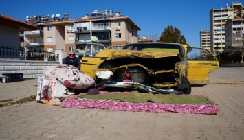 Sosyal medyadan tanışıp evlendi başına gelmeyen kalmadı: 4 aydır araba yaşıyor