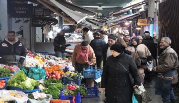 Tarihi Kemeraltı Çarşısı'nda Ramazan hareketliliği