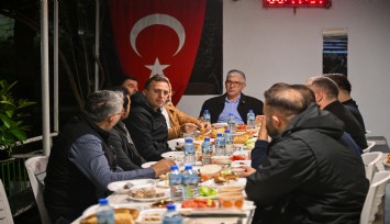 Başkan Eşki sahurda minibüsçülerle buluştu