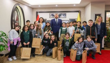 Başkan Görkem Duman, Bucalı çocukları makamında ağırladı
