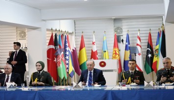 Cumhurbaşkanı Erdoğan: 'Coğrafyamız üzerinde ameliyat yapmaya yeltenenler karşılarında Türkiye’yi bulacaktır'