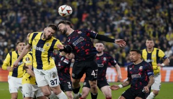 Fenerbahçe, Kadıköy'de üzdü: 1-3