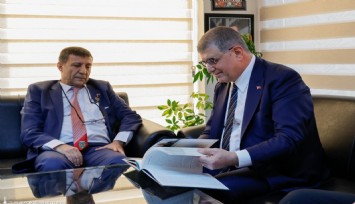 Gazilerden Başkan Tugay’ı duygulandıran armağan