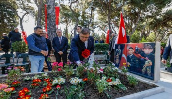 Kadifekale Şehitliği'nde duygulandıran tören