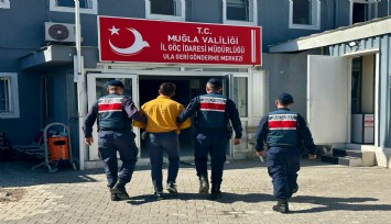 Kırmızı bültenle hırsızlık suçundan dolayı aranan şahıs Fethiye’de yakalandı