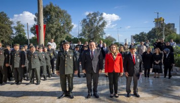 Konak Çanakkale şehitlerini andı