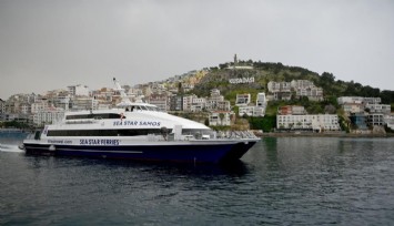 Kuşadası'ndan Yunanistan'ın Sisam Adası'na feribot seferleri başladı