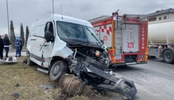Kütahya'da tır ile kamyonet çarpıştı: 1 ölü, 2 yaralı