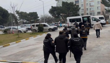 Manisa'da bir kişiyi vurarak öldüren cinayet zanlısı Kocaeli'de yakalandı