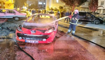 Psikolojim bozuk dedi, annesinin aracını ateşe verdi