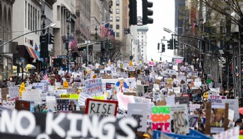 ABD’nin 50 eyaletinde Trump karşıtı gösteri