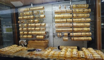 Altındaki artış düğün sahiplerini endişelendiriyor