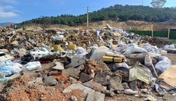 Bakanlıktan Bayraklı Belediyesi'ne açık alana çöp döktüğü gerekçesiyle 3.7 milyon lira ceza