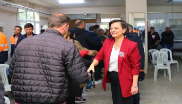 Başkan Kınay’dan çalışanlarına anlamlı ziyaret: Birlikte Daha Güçlüyüz