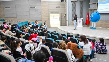 Bornovalı miniklerden suya dost mesaj!
