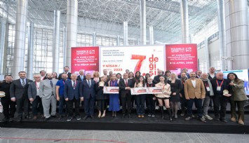 Doğaltaşa hayat veren genç tasarımcılar ödüllerini aldı