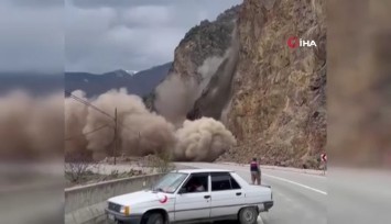 Gümüşhane-Tirebolu yolunda heyelan: O anlar kameraya yansıdı