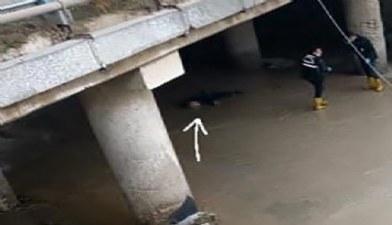 İzmir'de 70 yaşındaki adam derede ölü bulundu