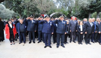 İzmir Emniyeti'nden şehitlik ziyareti