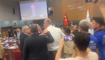 İzmir siyasetinin ağzı bozuldu: CHP grup sözcüsü Özkan'a ağır küfür