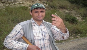 Keşfedilen böcek türüne eşinin ismini verdi