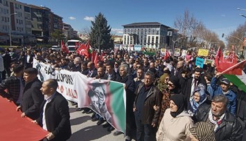 Kütahya'da binlerce kişi İsrail'i protesto etti
