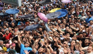 Manisa'da 485 yıllık gelenek: Şifalı macundan kapabilmek için on binler bir araya geldi