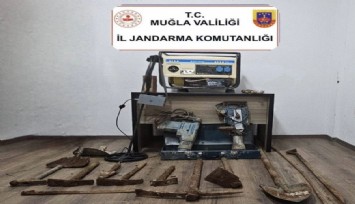 Marmaris’te kaçak kazıya jandarma baskını: 5 tutuklama