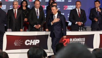 Özgür Özel, 1171 oyla yeniden genel başkan seçildi