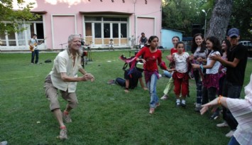 Rene Kres’e Veda: Sanatla Kurulan Kültür Köprüsünün Mimarı