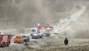 Sivas'ta katliam gibi kaza: Öğretmenleri taşıyan minibüs kaza yaptı, 1 ölü, 2’si ağır 14 yaralı