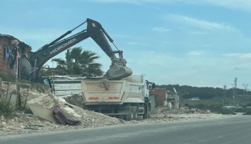 AK Partili Arslan'dan Urla Belediyesi'ne: İkinci çevre katliamı yapılıyor