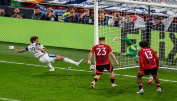 Avrupa Ligi'nde şampiyon belli oldu: Tottenham kupayı Manchester'dan kaptı