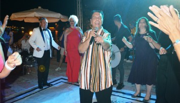 Balık Ayhan hayatını kaybetti