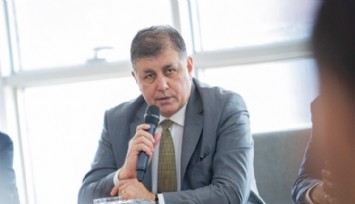 Başkan Tugay'dan, İmamoğlu'na sosyal medya desteği