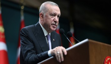 Cumhurbaşkanı Erdoğan: 'Yeni anayasa için 10 hukukçu arkadaşımızı görevlendirdik'