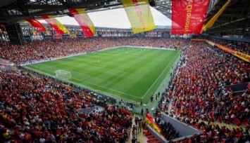 Göztepe'de kombineler satışa çıktı